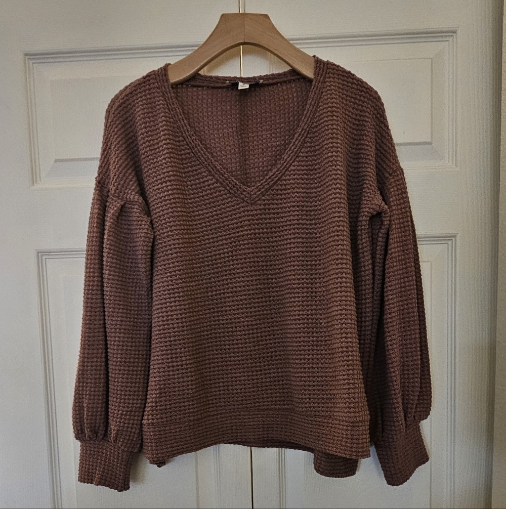 Women's V-Neck Knit Sweater - Brown